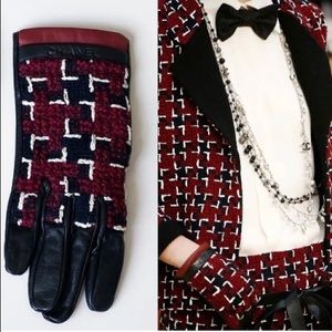 CHANEL 15A BLACK WHITE BURGUNDY RUNWAY LEATHER TWEED CC LOGO GLOVES 7